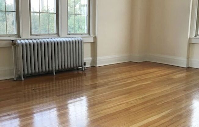 2 beds, 2 baths, 1,050 sqft, $2,050, Unit 704