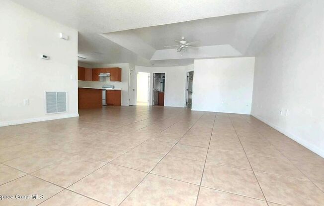 BEAUTIFUL HOME FOR RENT!