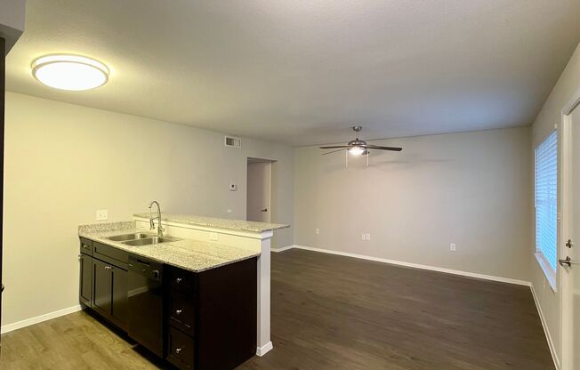 Pool Side Condo!