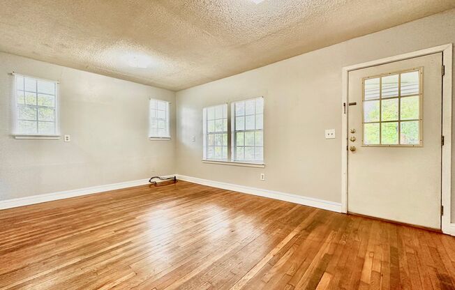 Hyde Park 3x2 House