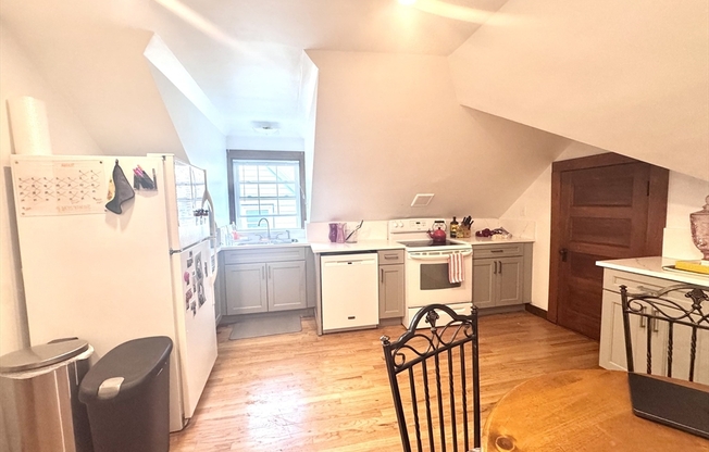 22 GREENOUGH ST