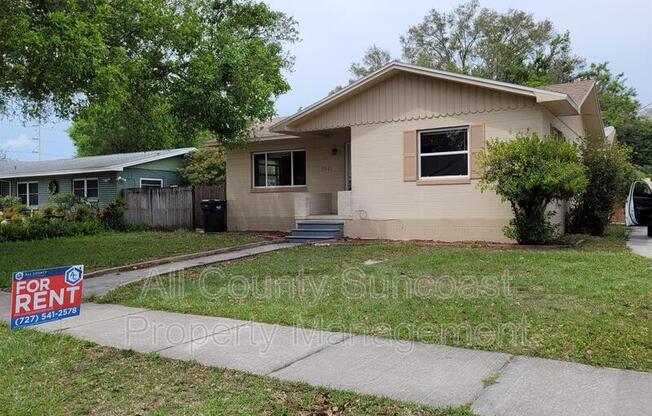 2621 40 AVE N