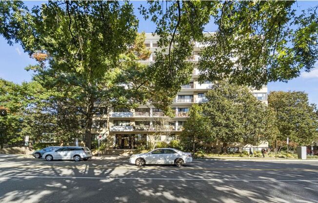 1 bed, 1 bath, $1,950, Unit #506