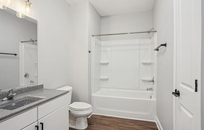 2 beds, 2 baths, 1,316 sqft, $1,499, Unit 600 - 3N