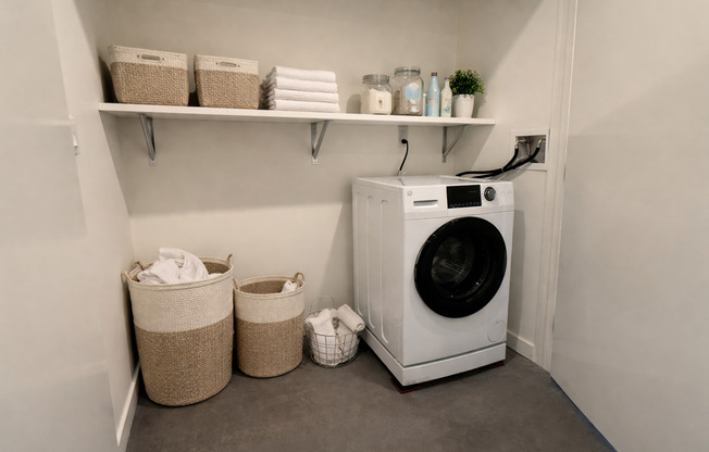 1 bed, 1 bath, 434 sqft, $2,095, Unit 202