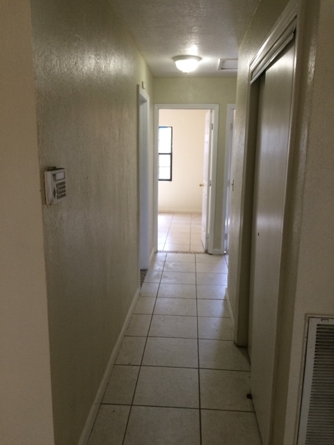 4 beds, 1 bath, $2,860