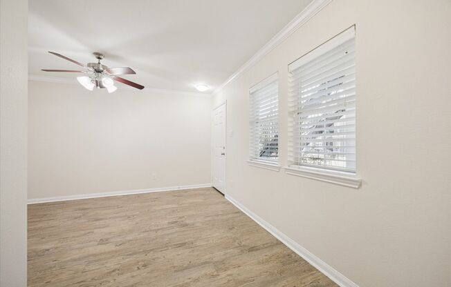 2 beds, 1 bath, 710 sqft, $1,495, Unit 03
