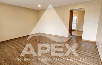 2 beds, 1.5 baths, 1,040 sqft, $1,400, Unit 7956 Andersonville Pike