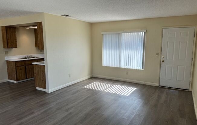 2 beds, 1 bath, 900 sqft, $2,495, Unit UNIT F