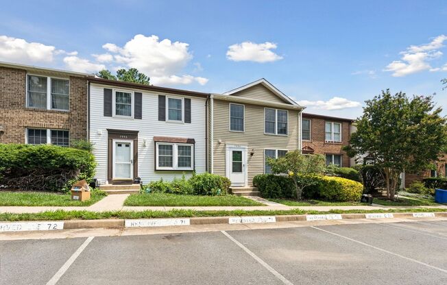 Conveniently located in the Courts of Tysons!
