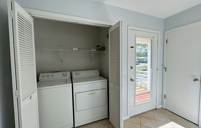 Wrightsville Beach School District** - Available NOW!