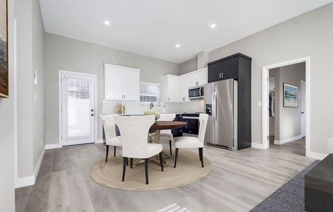 2 beds, 2 baths, 974 sqft, $3,295, Unit 4753-2