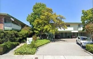 G3 + Sofia | (GRUBIV) 545 South Norfolk Street