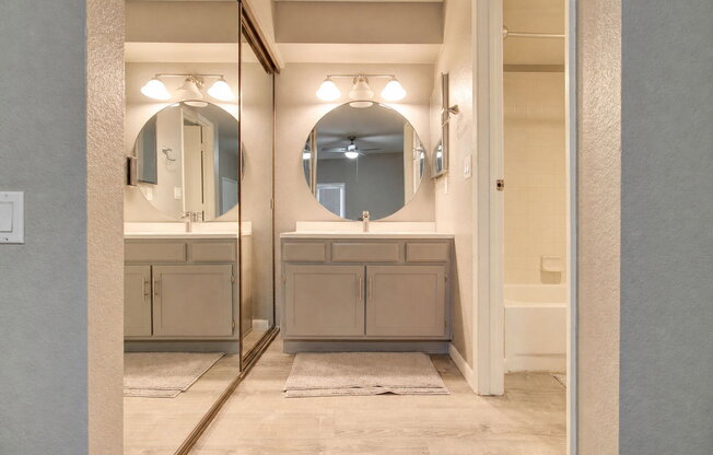 2 beds, 2 baths, 1,095 sqft, $1,600, Unit 140