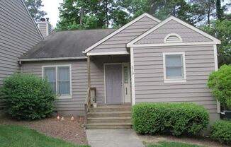 Durham / 2BR Woodcroft Condo AVAIL