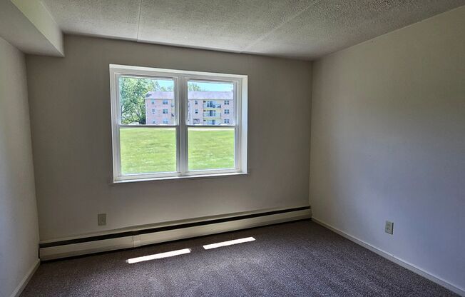 2 beds, 1 bath, 900 sqft, $1,525, Unit 317