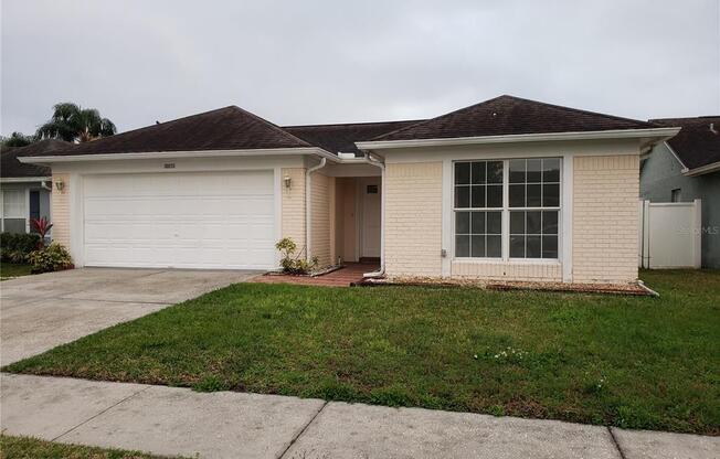 10033 CEDAR DUNE DR