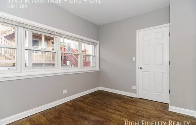 3743 W ARMITAGE CHEMIN