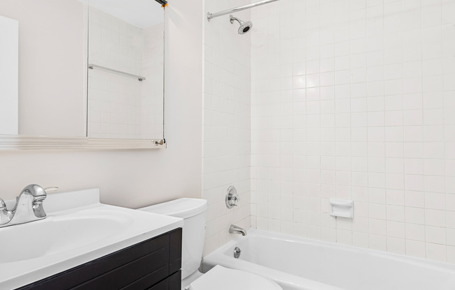 1 bed, 1 bath, 522 sqft, $4,200, Unit 20C