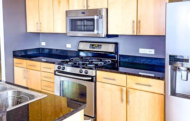 2 beds, 2 baths, $2,499, Unit 2105