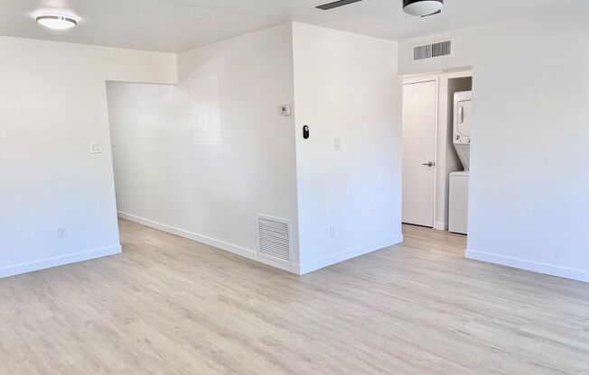 1 bed, 1 bath, $1,295, Unit 2025-4W