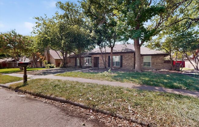 2308 CHAMBERLAIN DR
