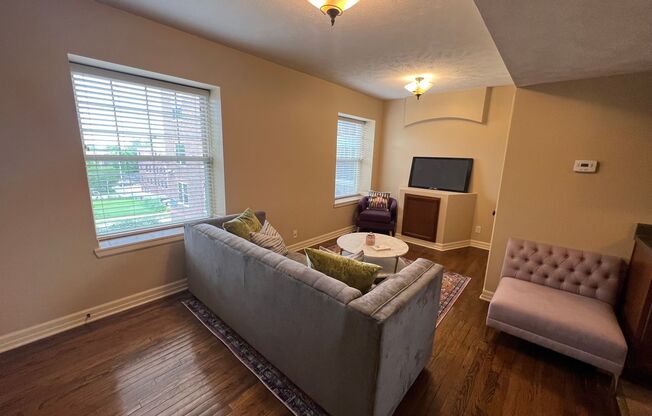 1 bed, 1 bath, 650 sqft, $1,095, Unit 601 - Unit 204 A650