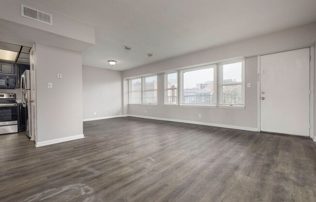 2 beds, 2 baths, $995, Unit 327