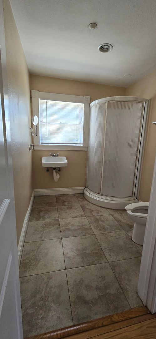 Studio, 1 bath, $1,395, Unit #1153 UNIT B