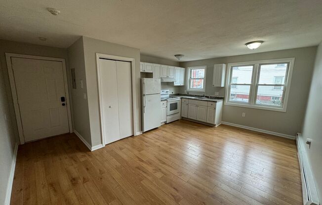 1 bed, 1 bath, $1,850, Unit 3