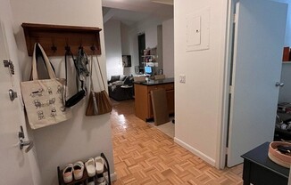 1 bed, 1 bath, $3,400, Unit 11B