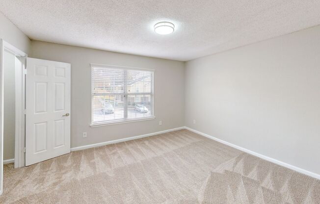 2 beds, 1.5 baths, 1,066 sqft, $1,549, Unit 213I