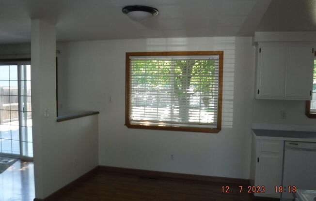 3 Bedroom 2 Bath House in Central Point