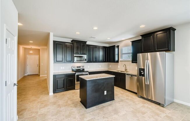 241 E Broade St, Leander, TX 78641