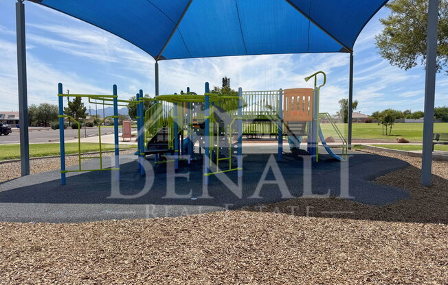 4 beds, 2 baths, 2,271 sqft, $2,095