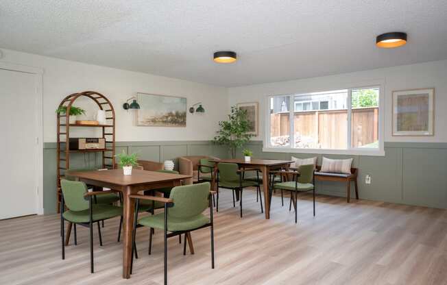 Scotsboro Square | Clubhouse