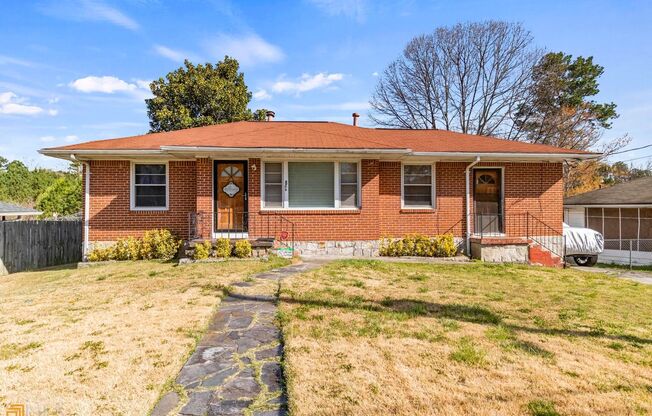 Newly Renovated 4BR/2BA in Forest Park!