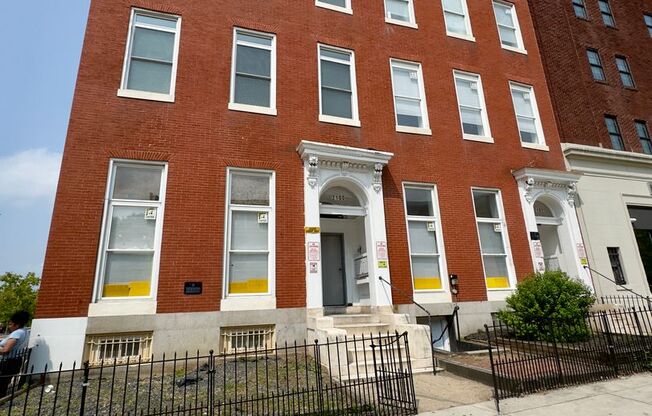 2100 2102 MARYLAND AVE
