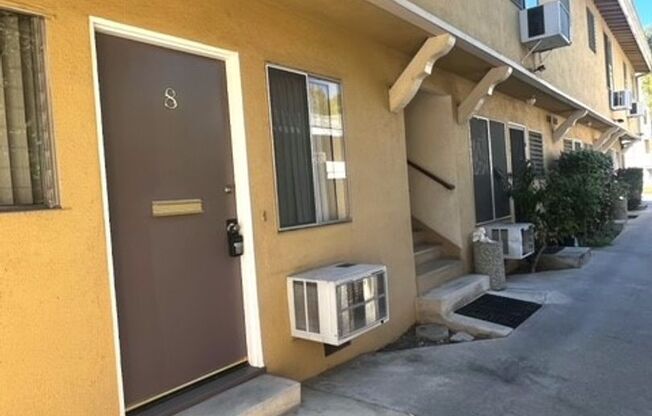 1 bed, 1 bath, $1,795, Unit 08