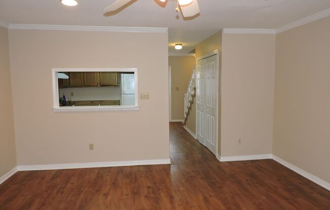 2 beds, 1.5 baths, $1,300