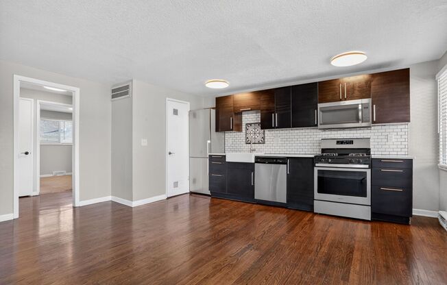 Newly Renovated North Plaza 2BRs with Laundry at Holly 44