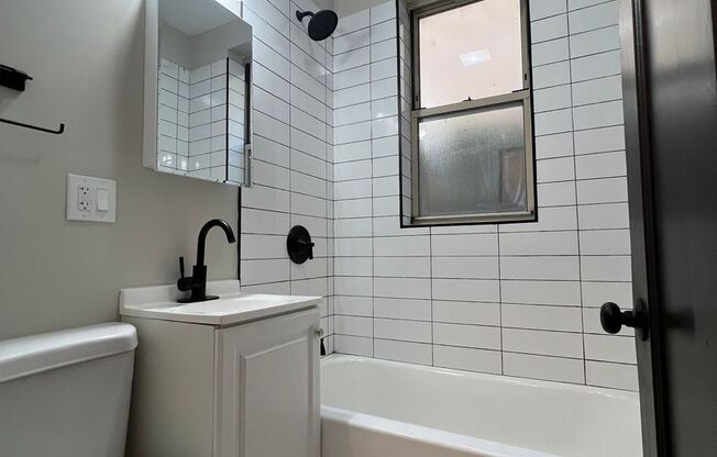 4035 Central Park
