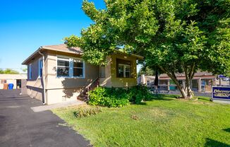 Charming Two Bedroom Napa Home