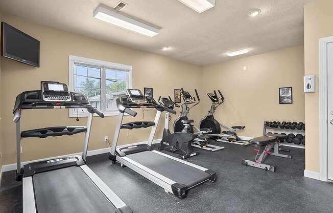 the fitness center at Candlelight Park in Davenport, IA