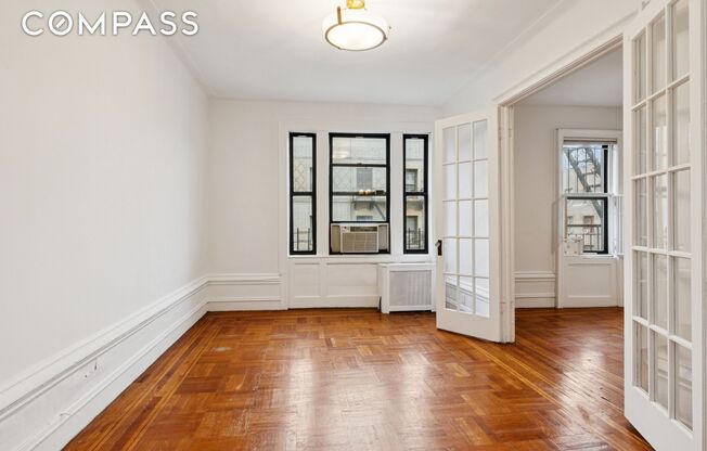 804 W 180 ST