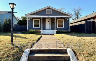 1528 S SAINT LOUIS AVE