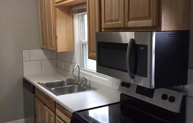 1 bed, 1 bath, $1,375, Unit #3