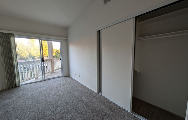 Oak Park Shadow Ridge Condo