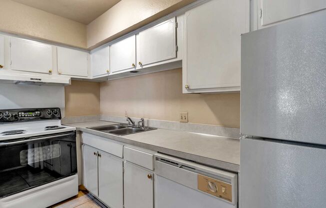 1 bed, 1 bath, 723 sqft, $890, Unit D23