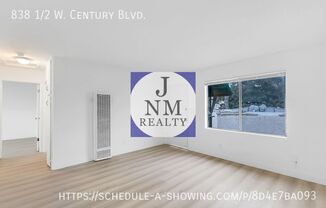 838 1/2 W CENTURY BLVD